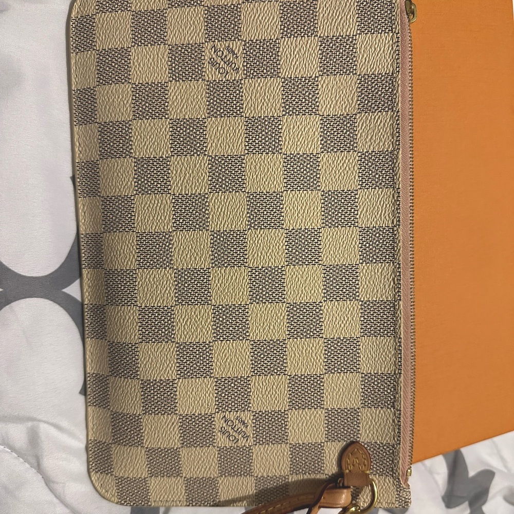Louis Vuitton Never full wallet for sale